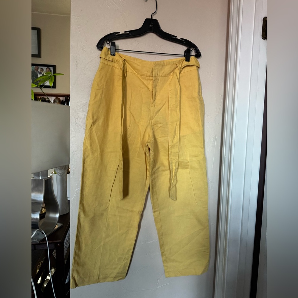 Zara Women's Yellow Chinos